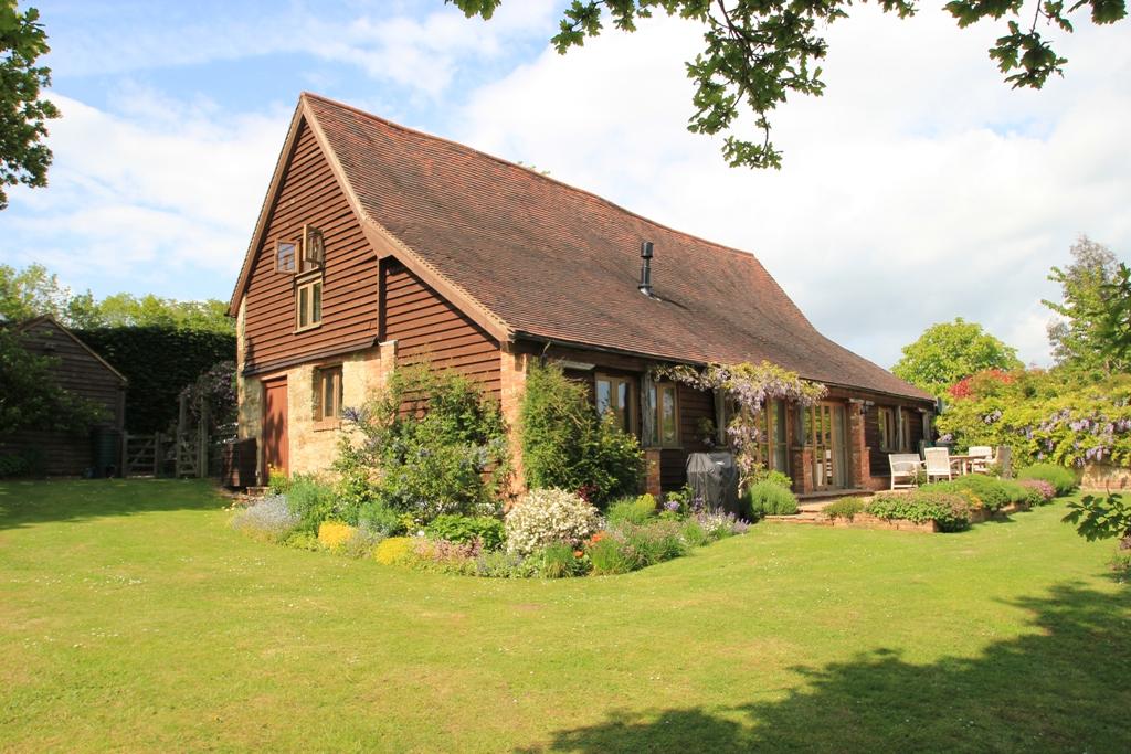 4 Bedroom Sold For Sale In Bexhurst Barn Merriments Lane Hurst