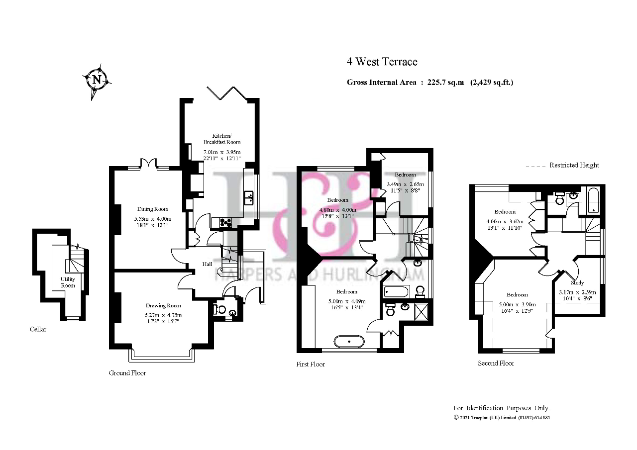 5 Bedroom Attached Home For Sale in West Terrace, Cranbrook, Kent, TN17