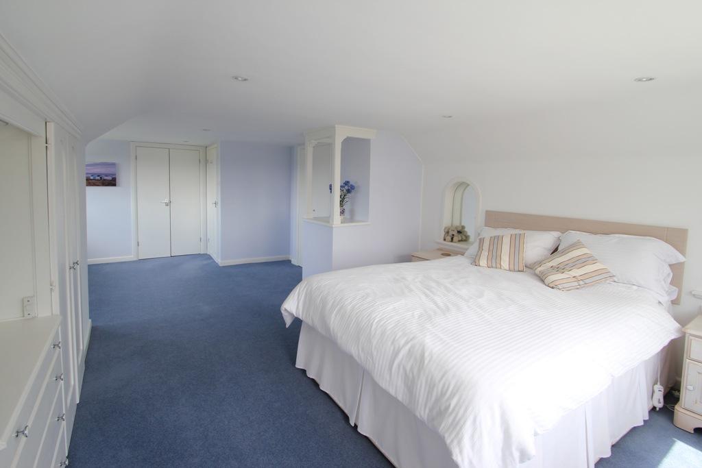 4 Bedroom Sold For Sale in Iden Road, Playden, Rye, East Sussex, TN31