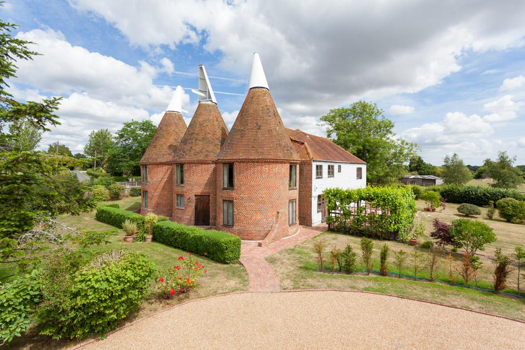 Crouch Lane, Cranbrook, Sandhurst, Kent, TN18 5PD