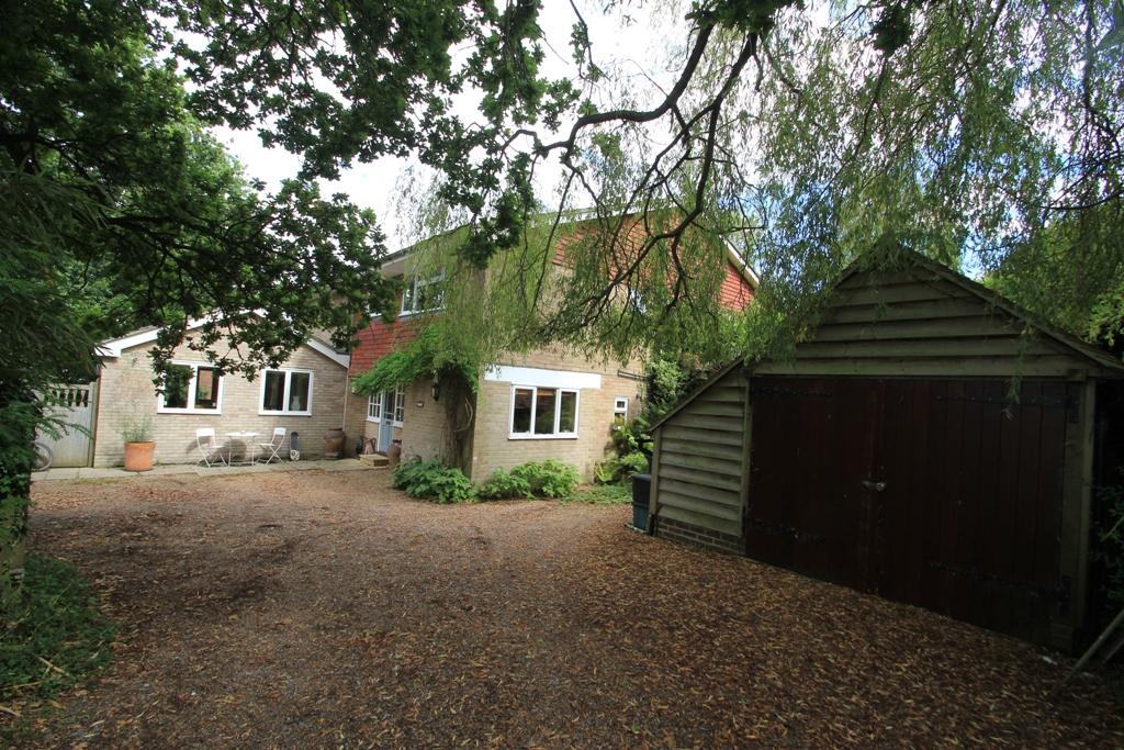 5 Bedroom Sold For Sale in Huntley Mill Lane, Three Leg Cross