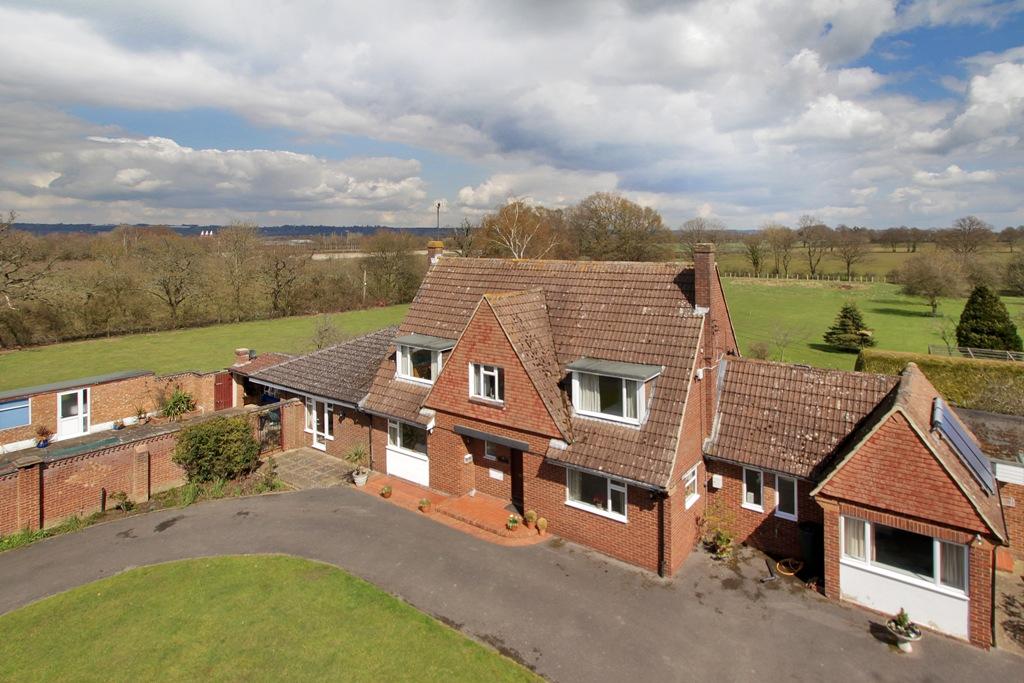 Pattenden Lane, Marden, Tonbridge, Kent, TN12 9QJ