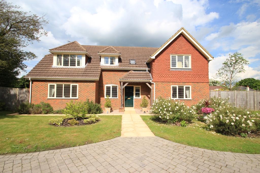5 Bedroom Sold For Sale in Angley Road, Cranbrook, Kent, TN17 3LR
