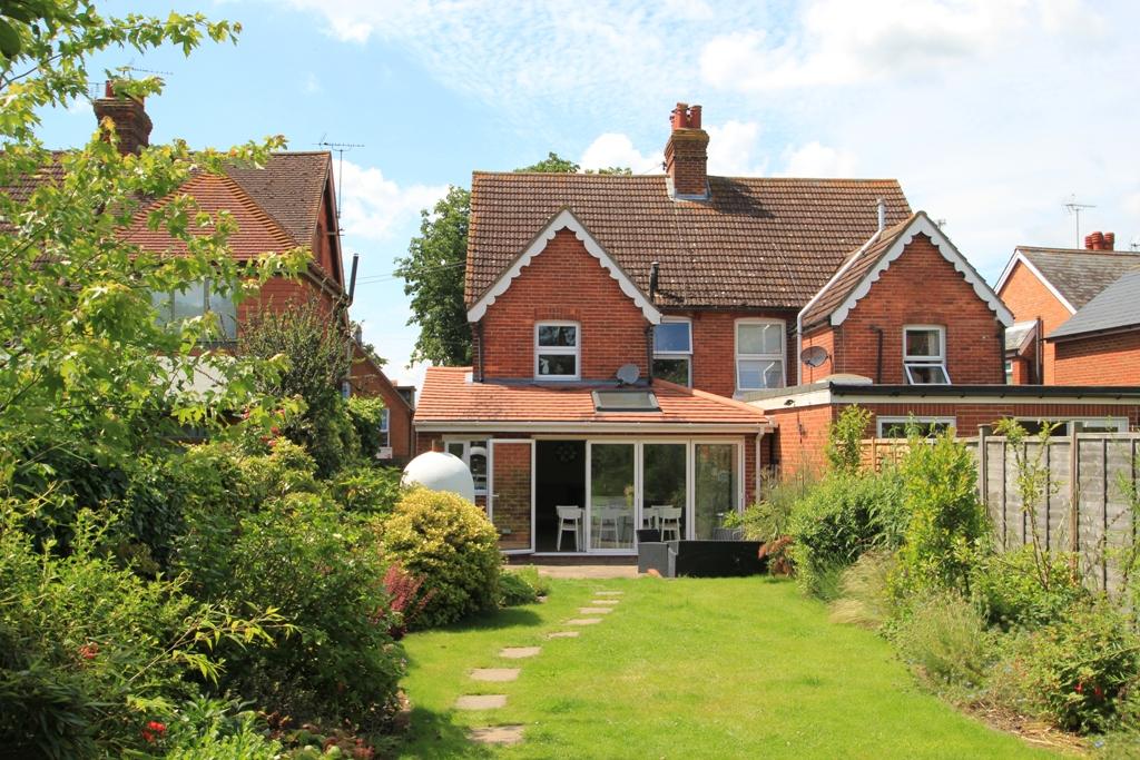4 Bedroom Sold For Sale in Fern Lea Villas, Goudhurst Road, Marden