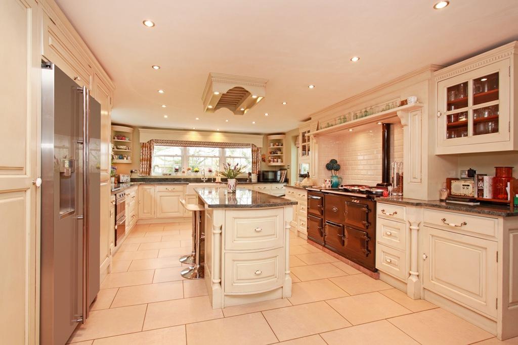 7 Bedroom Detached For Sale in Wanden Lane, Egerton, Kent, TN27 9DB