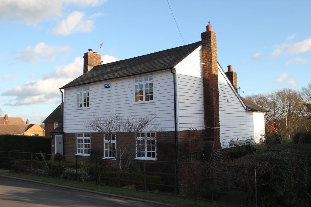 Iden Green Road, Iden Green, Kent, TN17 4HB