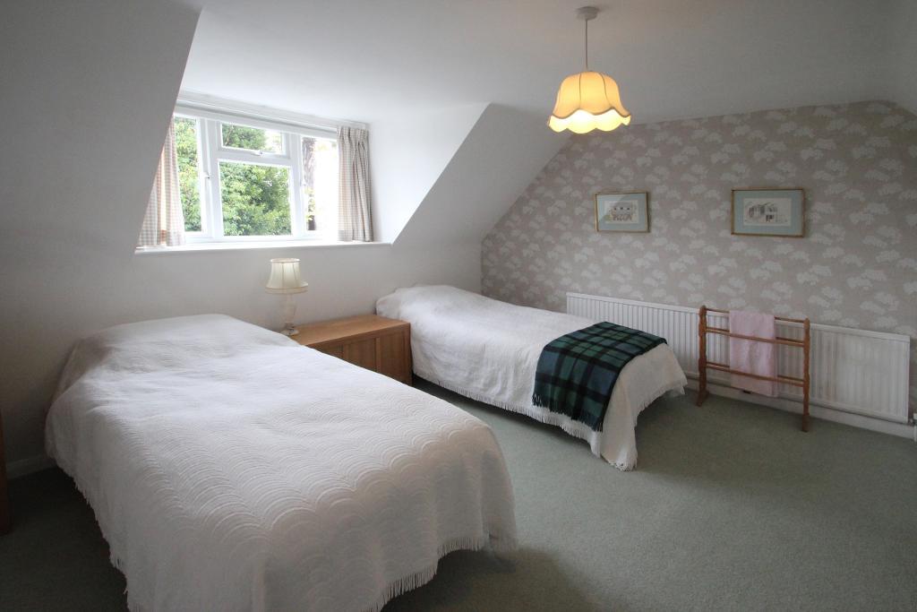 4 Bedroom Sold For Sale in Gills Green, Hawkhurst, Kent, TN18 5ET