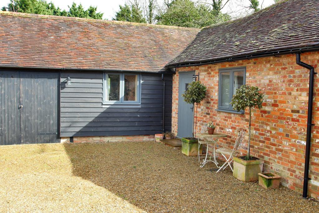 4 Bedroom Sold For Sale in Clapper Lane, Staplehurst, Kent, TN12 0JW