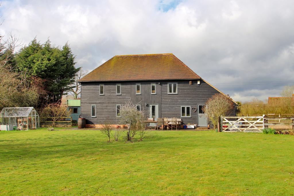 4 Bedroom Sold For Sale in Clapper Lane, Staplehurst, Kent, TN12 0JW