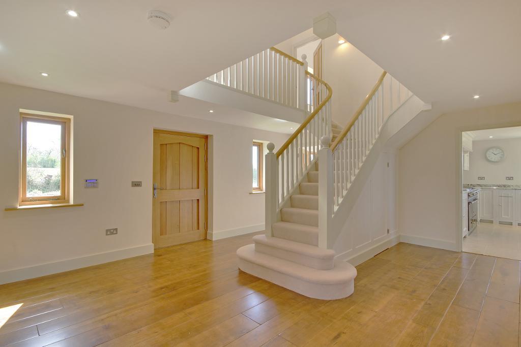 4 Bedroom Detached Home For Sale in Pagehurst Road, Marden Thorn, Kent