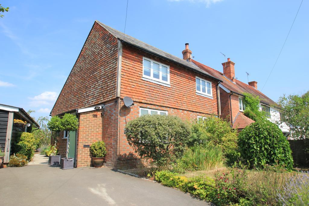 Slip Mill Road, Hawkhurst, Kent, TN18 4JZ