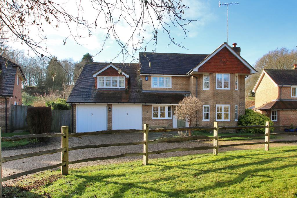 Lamberts Place, Horsmonden, Kent, TN12 8AG