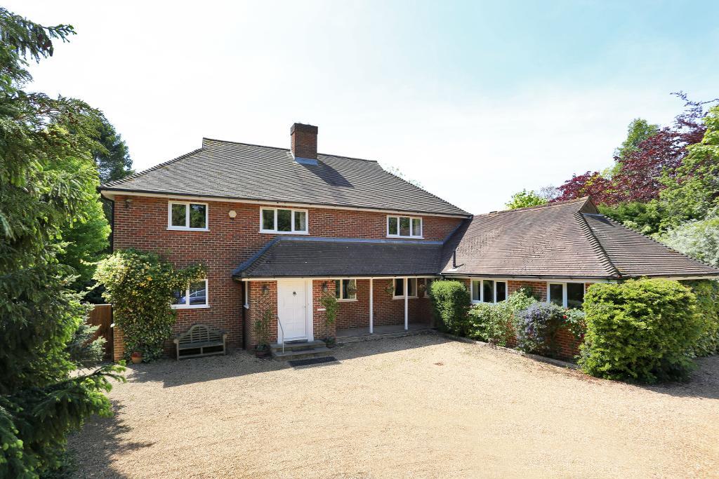 Cranbrook Road, Benenden, Kent, TN17 4ES