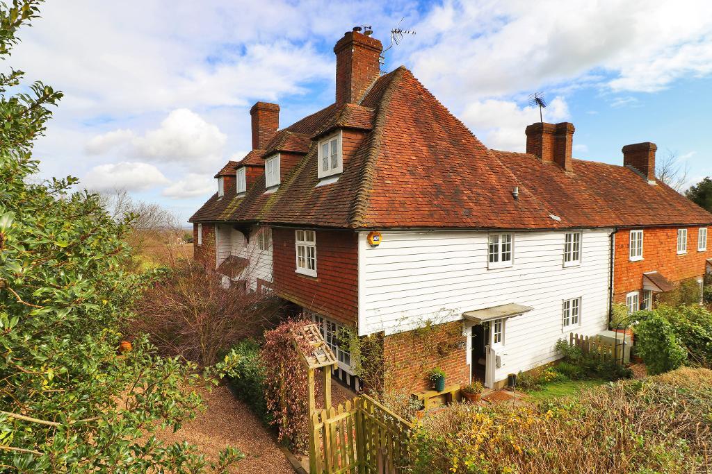 Chequers Road, Goudhurst, Kent, TN17 1DG