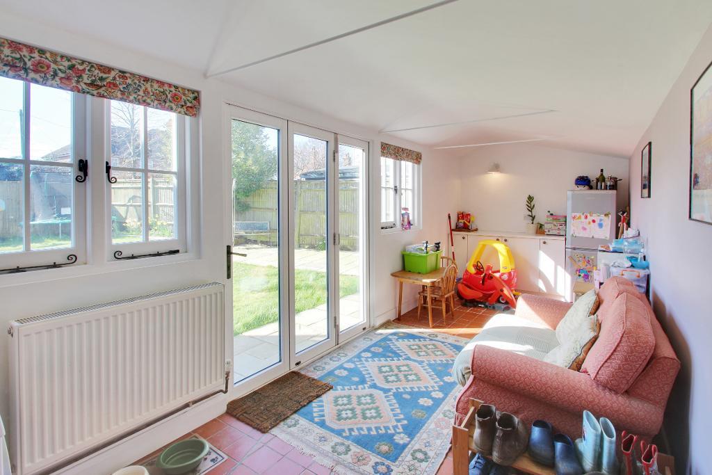 3 Bedroom Sold For Sale in Back Road, Sandhurst, Kent, TN18 5JS