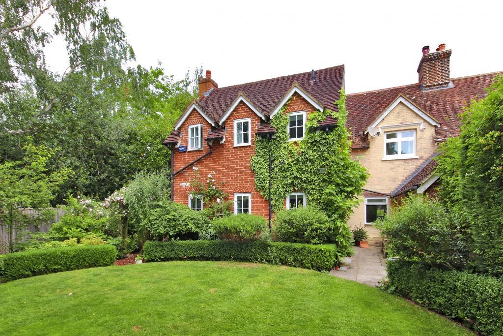 Lillesden Cottages, The Moor, Hawkhurst, Kent, TN18 4NS