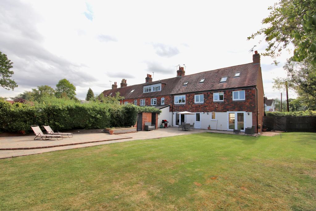 Camden Terrace, Sissinghurst, Kent, TN17 2HS