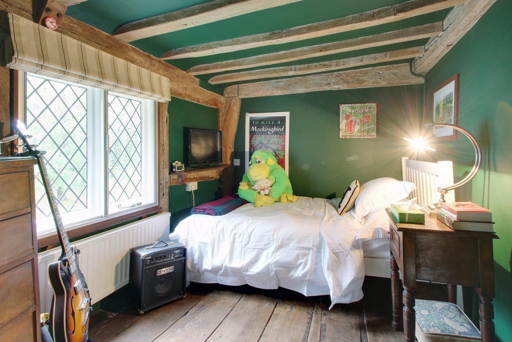 5 Bedroom Sold For Sale in Water Lane, Hawkhurst, Kent, TN18 5DE Estate and Letting Agents in