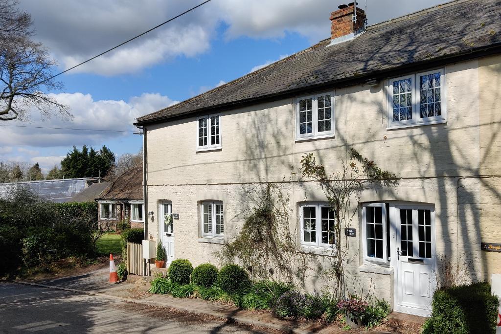 Burgh Hill Cottages, Burgh Hill, Etchingham, Kent, TN19 7PB