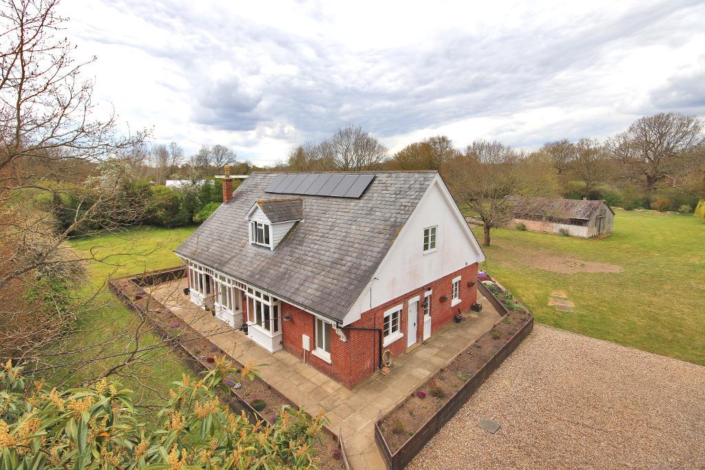 Clapper Lane, Staplehurst, Kent, TN12 0JT