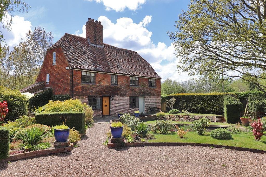 Common Road, Sissinghurst, Kent, TN17 2AG