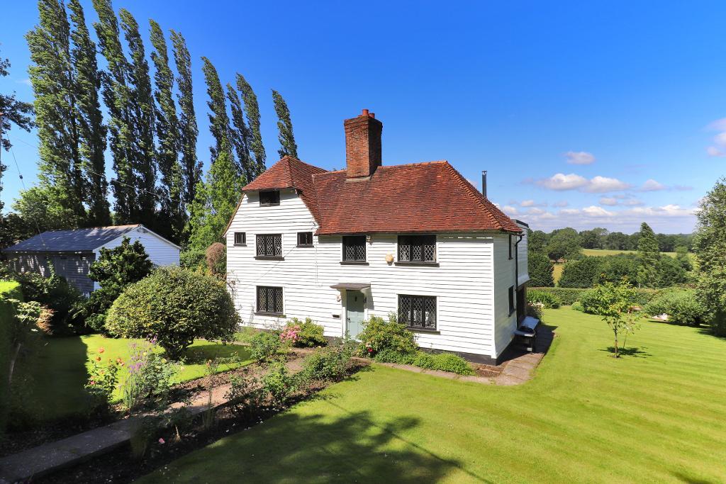 5 Bedroom Sold For Sale in Water Lane, Hawkhurst, Kent, TN18 5DE Estate and Letting Agents in