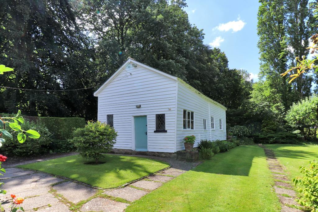 5 Bedroom Sold For Sale in Water Lane, Hawkhurst, Kent, TN18 5DE Estate and Letting Agents in