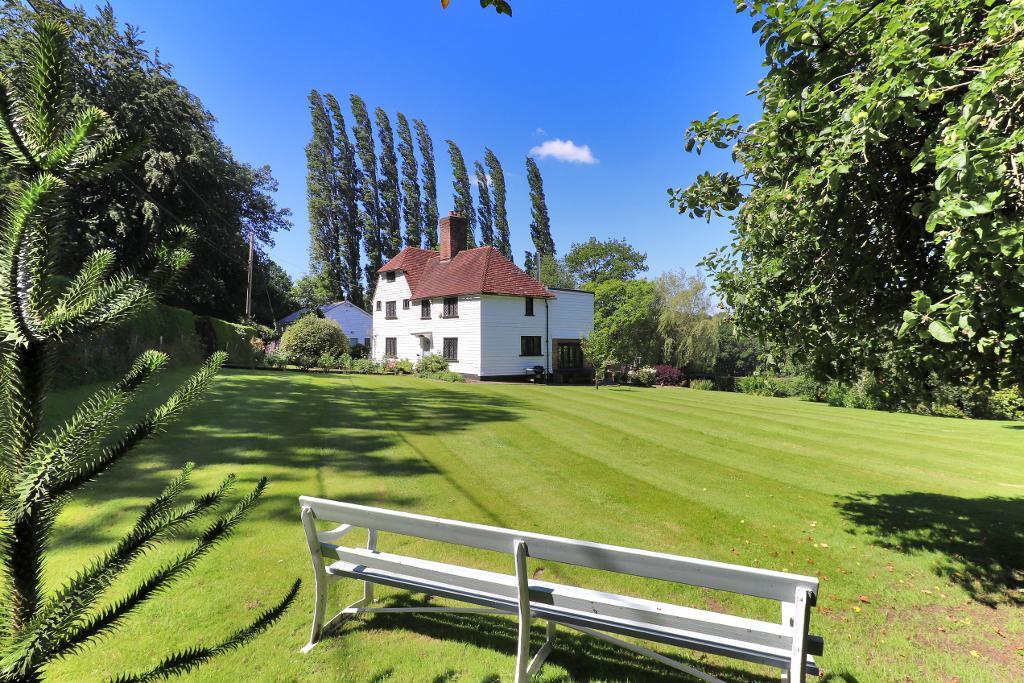 5 Bedroom Detached Home For Sale in Water Lane, Hawkhurst, Kent, TN18 5DE Estate and Letting