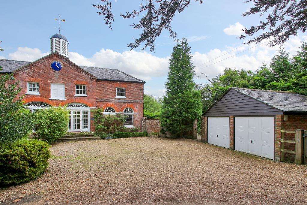 Fowlers Park, Rye Road, Hawkhurst, Kent, TN18 5DA