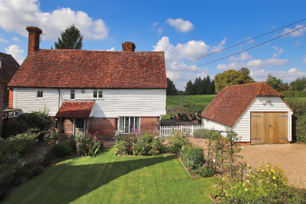 Cheveney Farm, Vicarage Road, Yalding, Kent, ME18 6DY