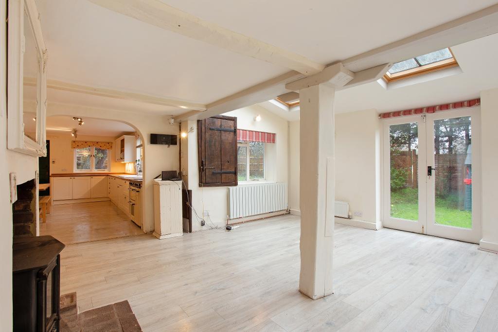 5 Bedroom Detached Home For Sale in Tenterden Road, Cranbrook, Kent