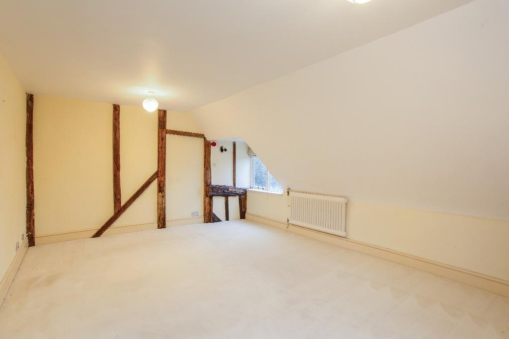 5 Bedroom Detached Home For Sale in Tenterden Road, Cranbrook, Kent