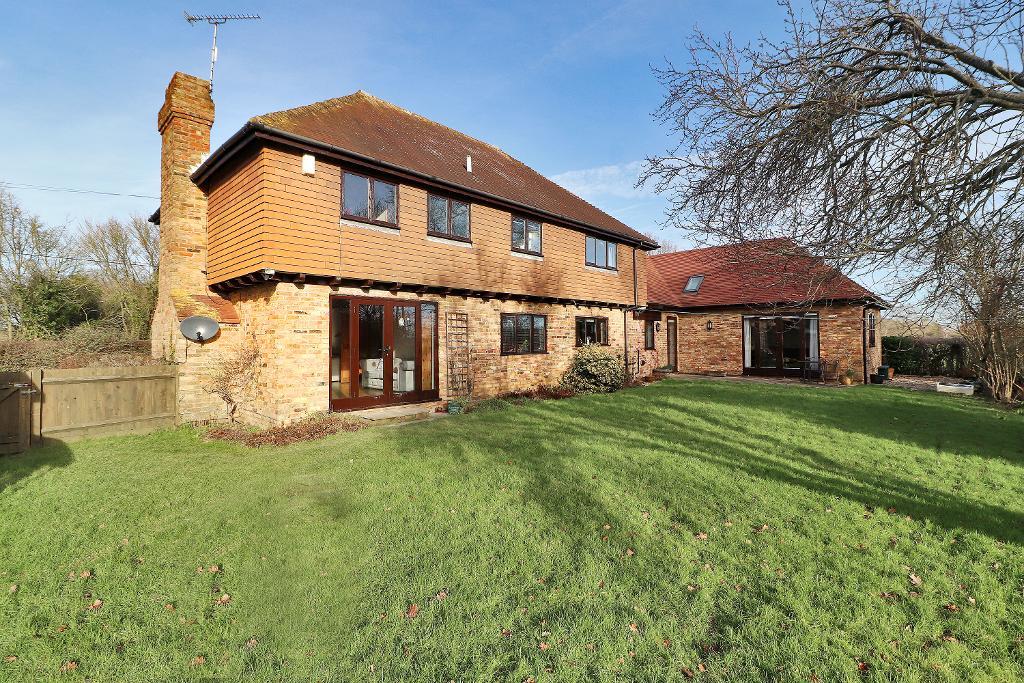 5 Bedroom Detached Home For Sale in Sand Lane, Frittenden, Kent, TN17
