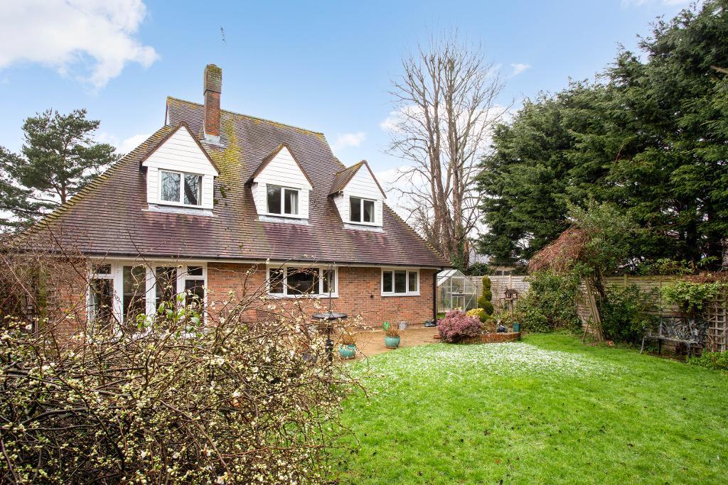 Vesper Court, Smarden, Kent, TN27 8LZ