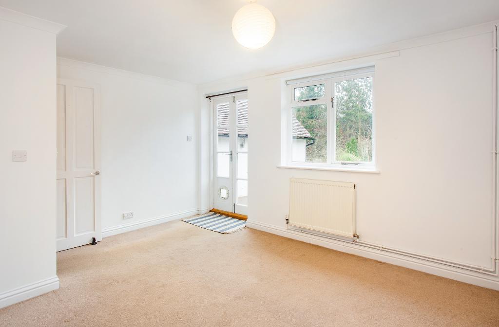 4 Bedroom Detached Home For Sale in Dorothy Avenue, Cranbrook, Kent