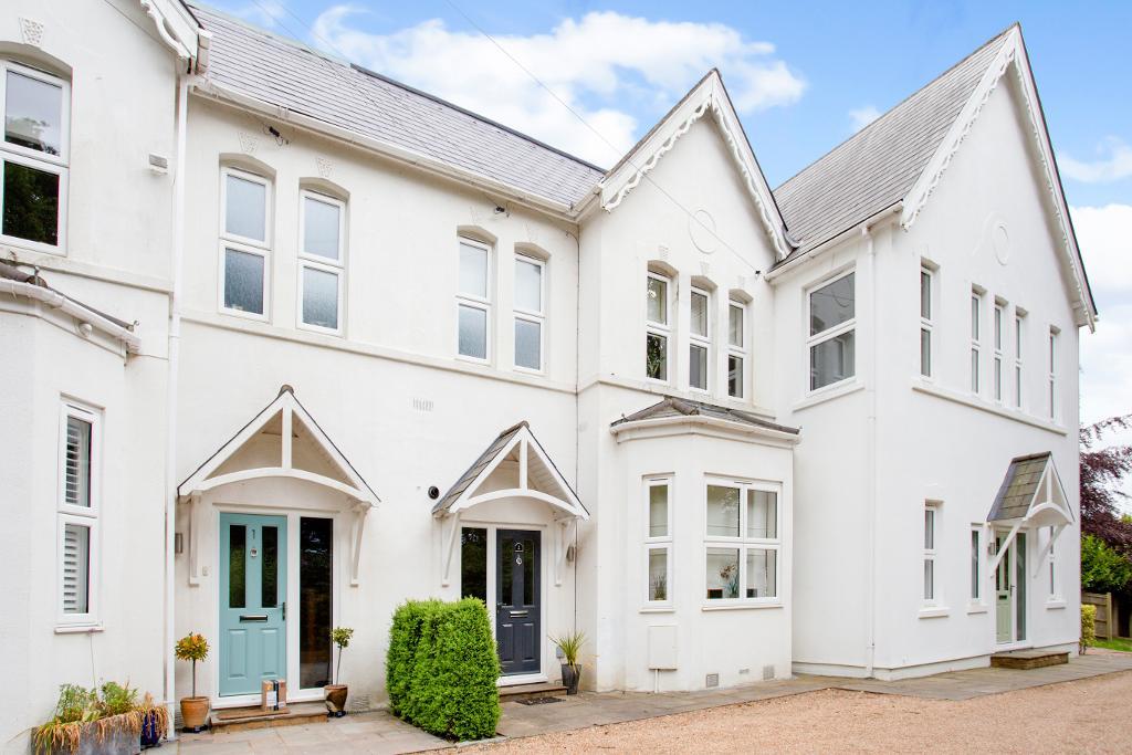 Hillside Court, Cranbrook Road, Hawkhurst, Kent, TN18 5EF