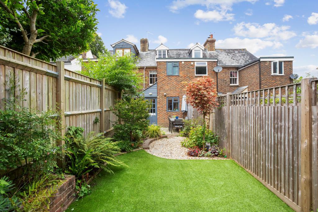 3 Bedroom Terraced Home For Sale in Beresford Road, Goudhurst, Kent