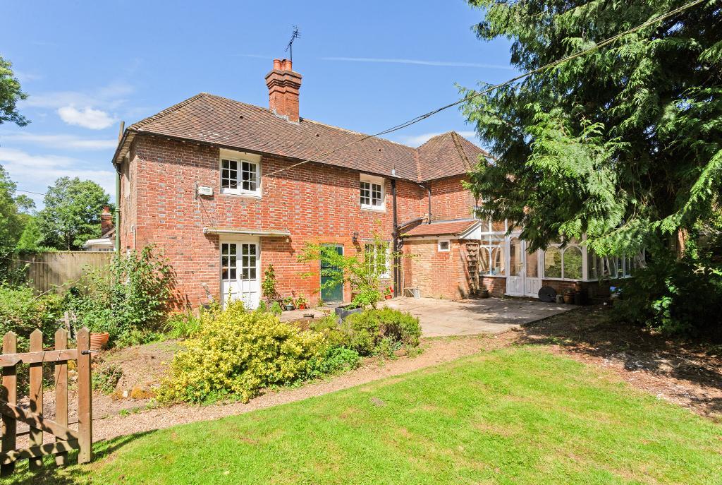 Station Road, Goudhurst, Kent, TN17 1HA