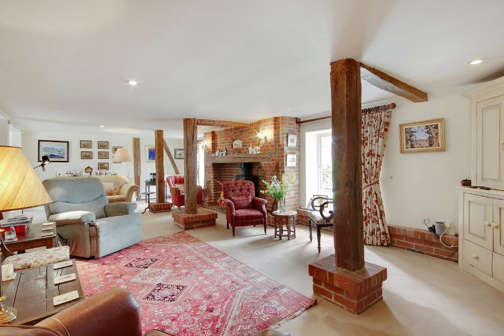 5 Bedroom Detached Home For Sale in Swain Road, St. Michaels, Tenterden