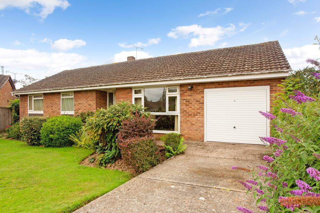 Oaks Forstal, Sandhurst, Kent, TN18 5JR