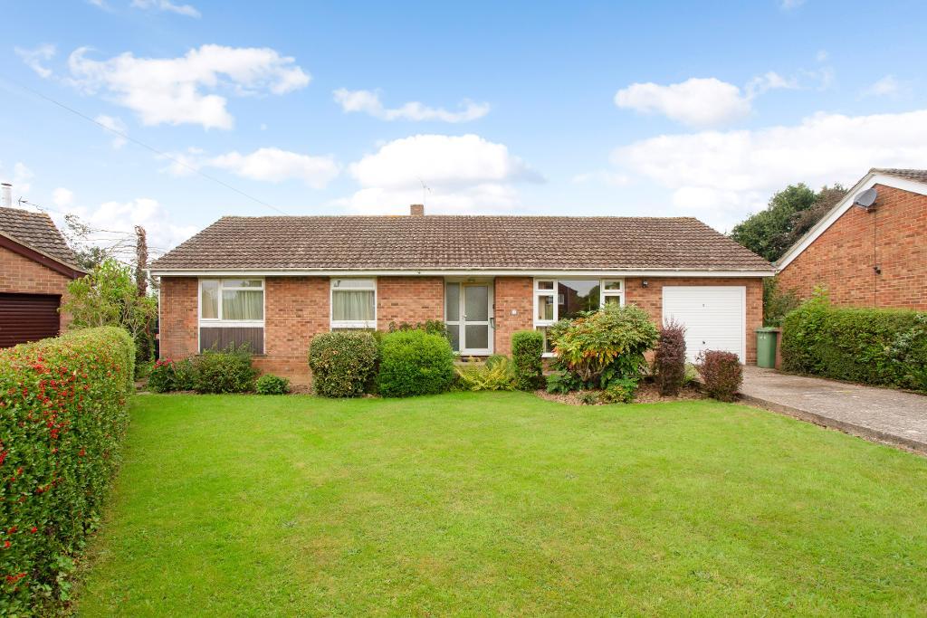 3 Bedroom Bungalow For Sale in Oaks Forstal, Sandhurst, Kent, TN18 5JR