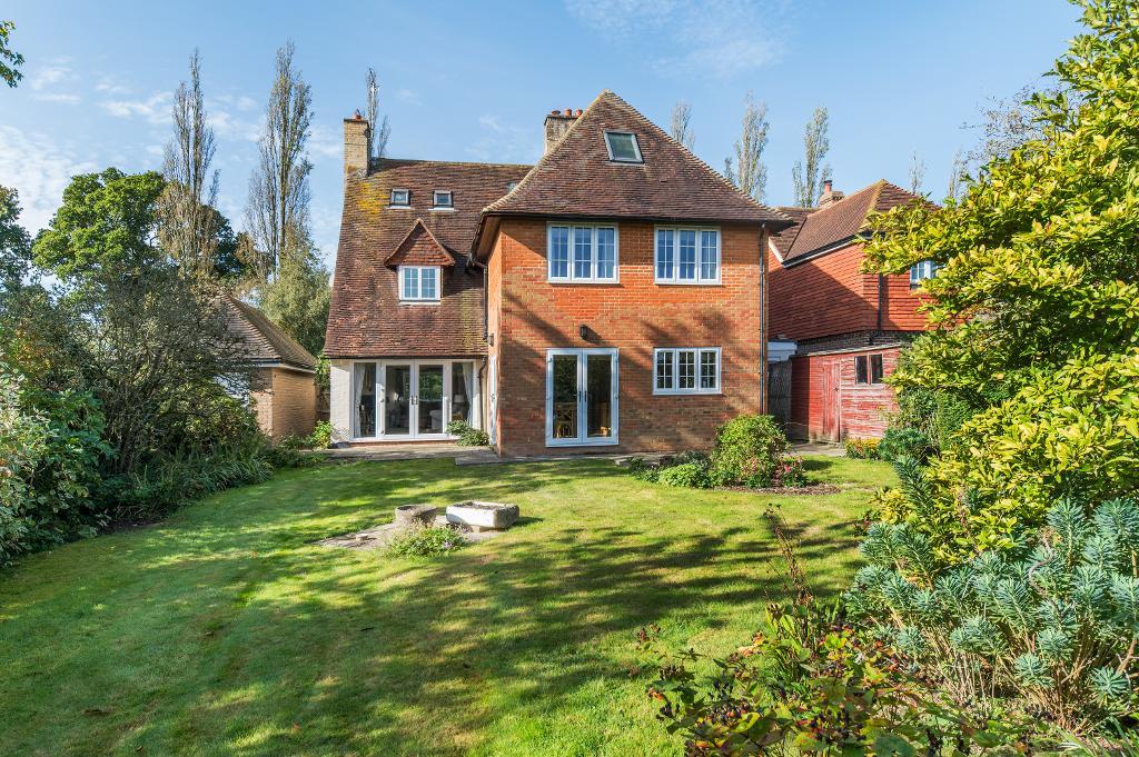 Smallhythe Road, Tenterden, Kent, TN30 7LU