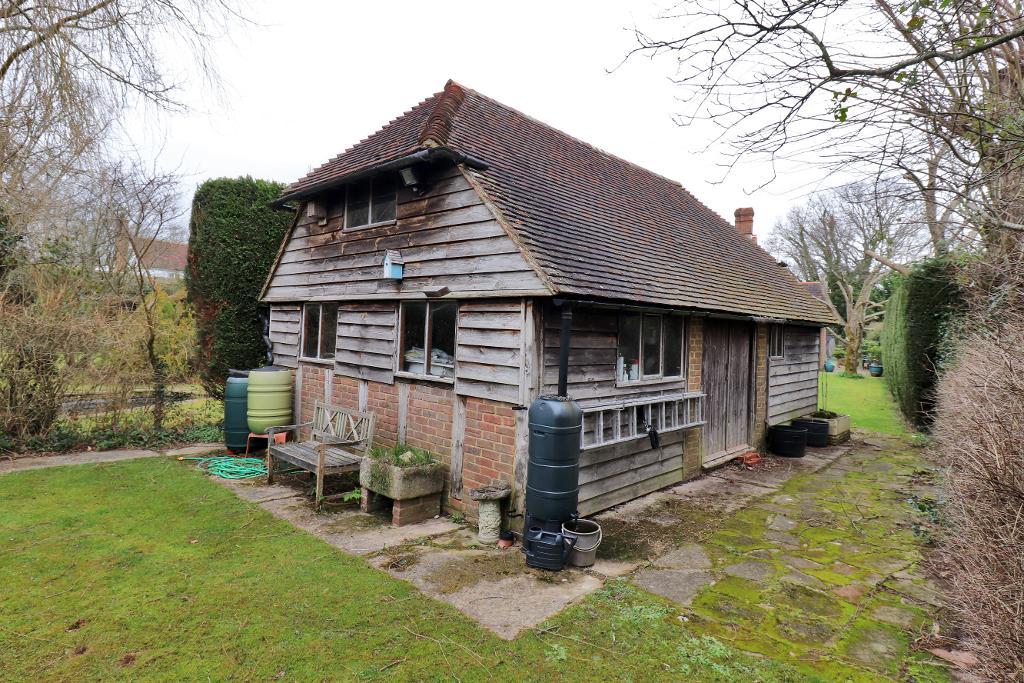 2 Bedroom Detached Home For Sale in Sissinghurst Road, Three Chimneys, Biddenden, Kent, TN27 8HA
