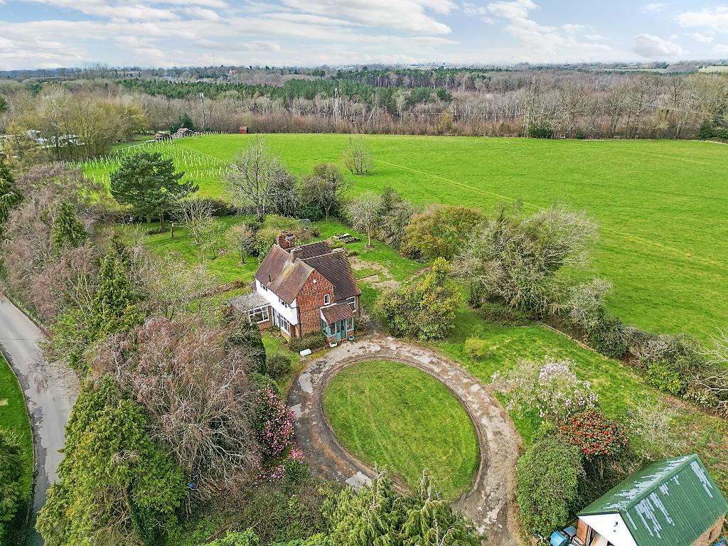 Turnden Road, Cranbrook, Kent, TN17 2QL