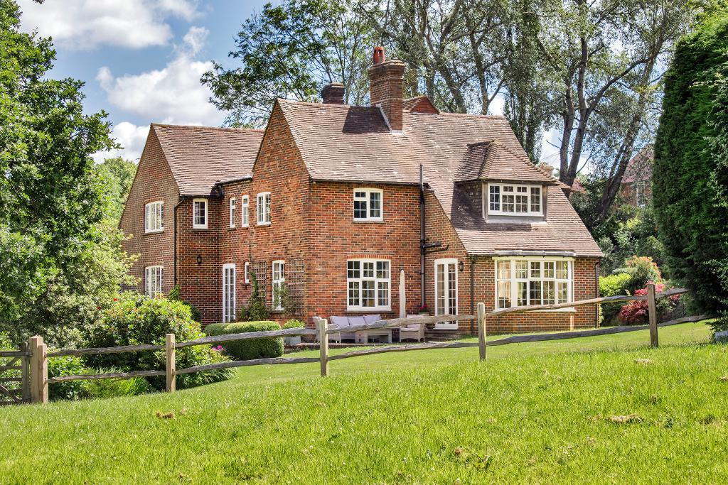 Lidwells Lane, Goudhurst, Kent, TN17 1EJ