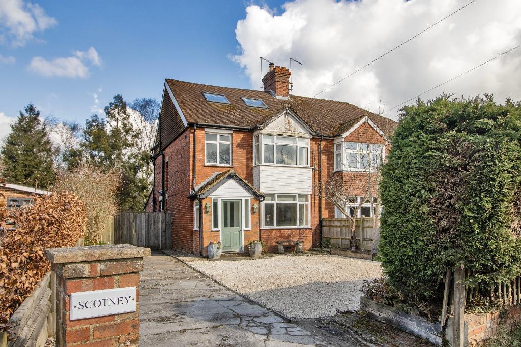 Bakers Cross, Cranbrook, Kent, TN17 3JW
