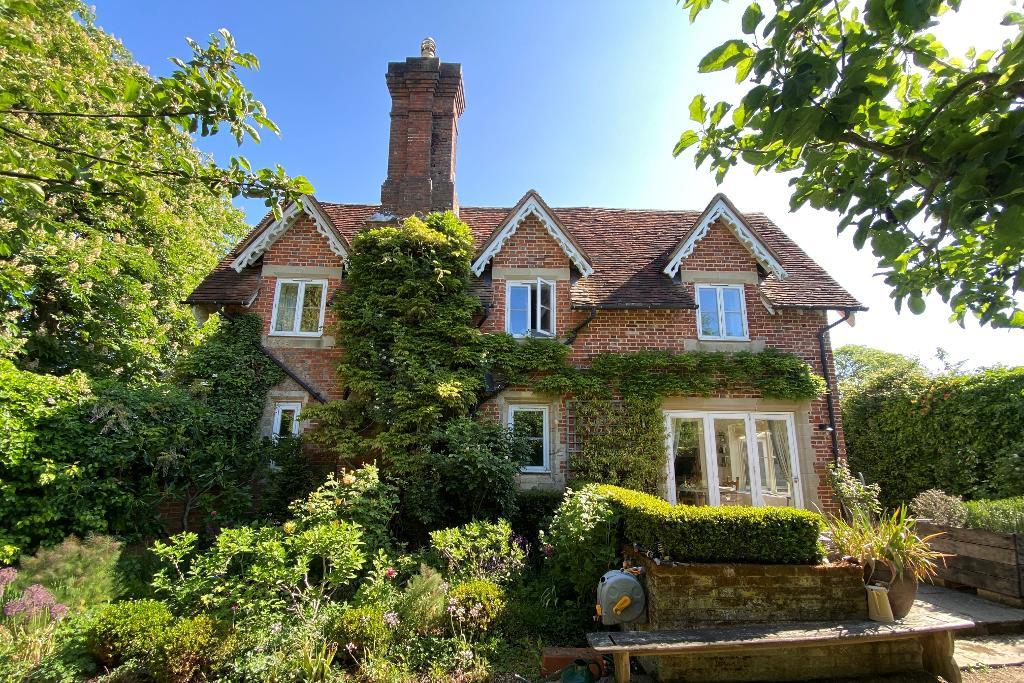 High Street, Biddenden, Kent, TN27 8AL