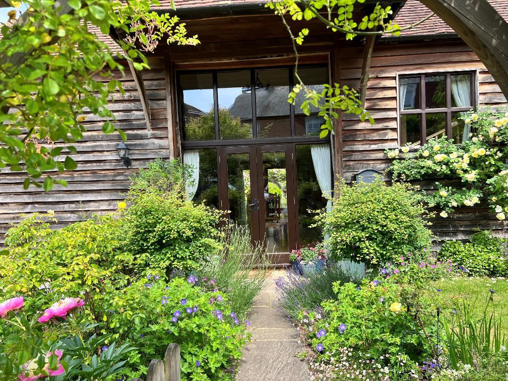 Egerton Forstal, Egerton Forstal, Kent, TN27 9EL