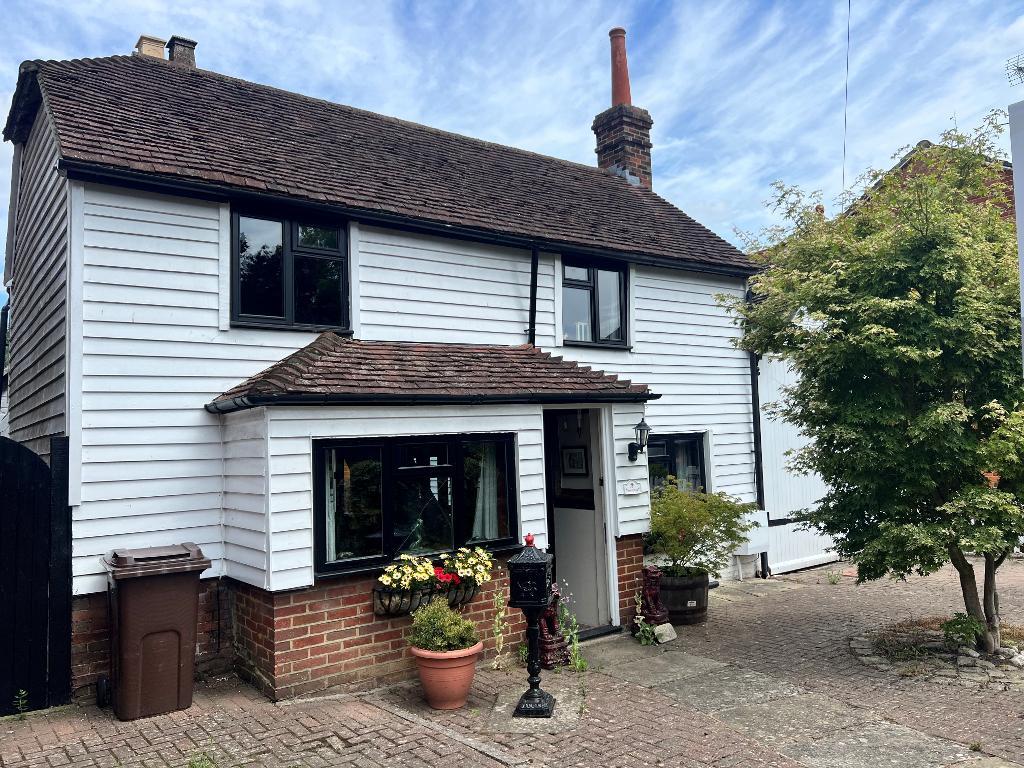 Chapel Lane, Staplehurst, Kent, TN12 0AJ