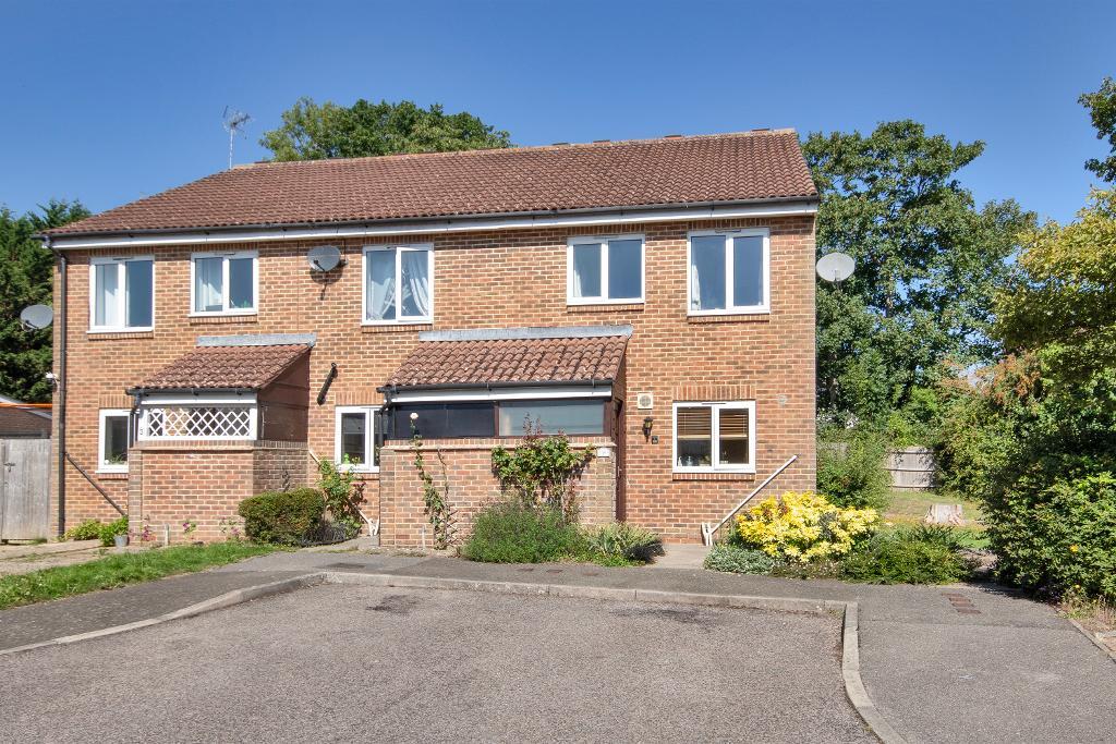 Goddards Close, Cranbrook, Kent, TN17 3LJ